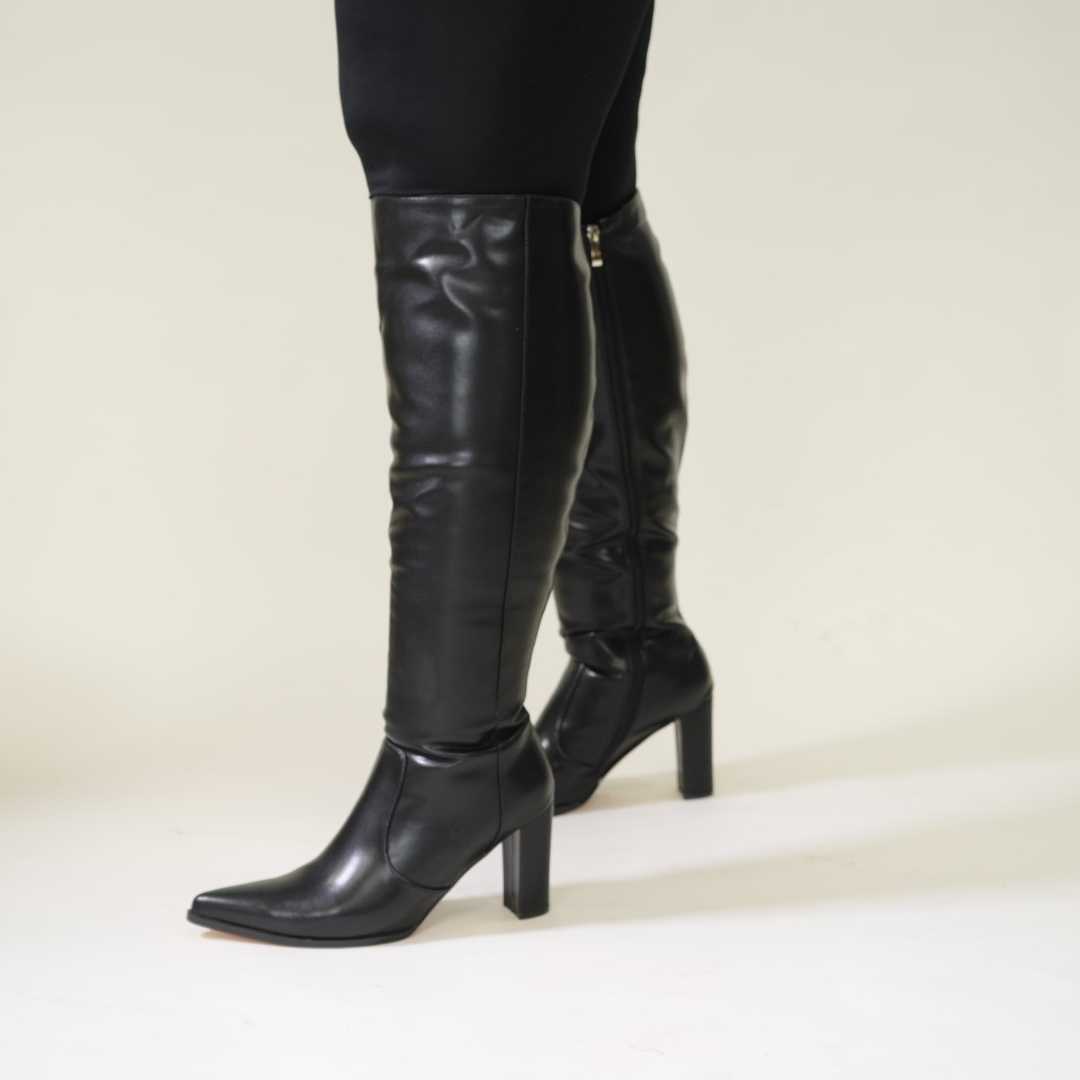 CHELSEA WIDE CALF KNEE HIGH BLACK